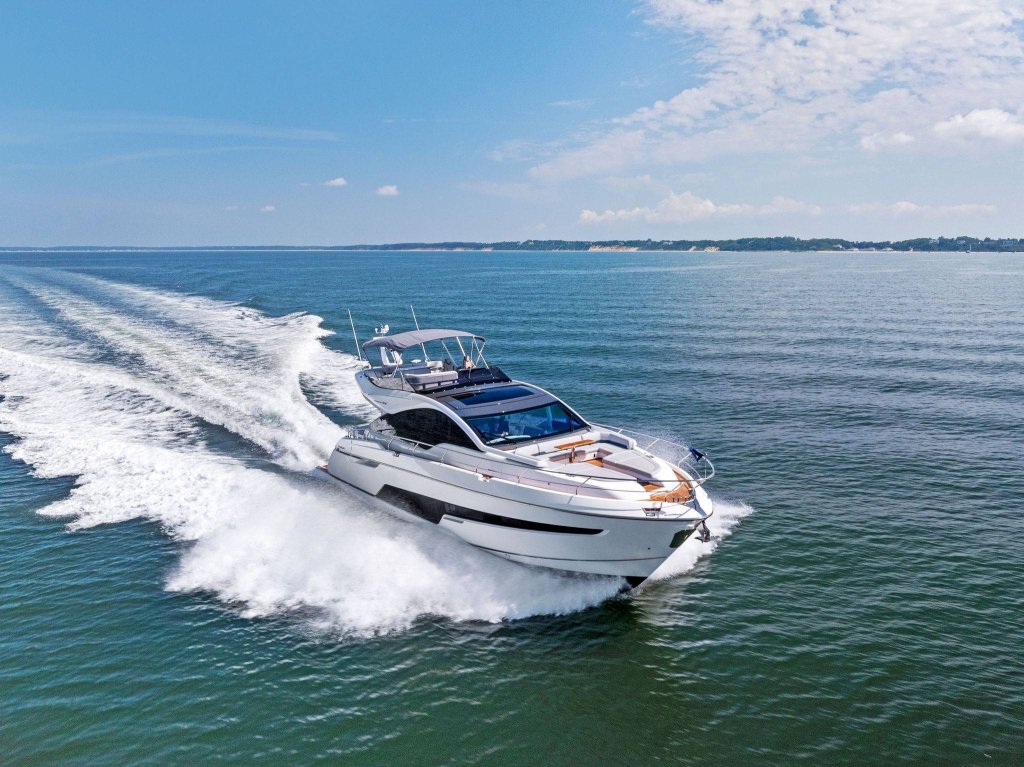 Deep cycle Marine battery