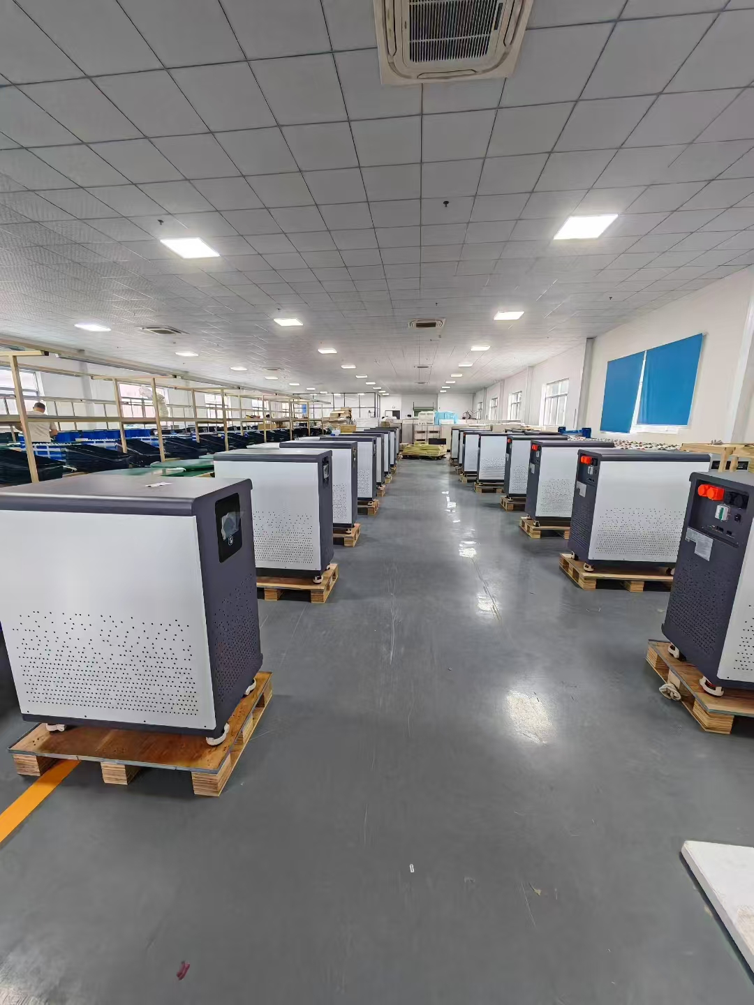 30KWH 51.2V 600ah LiFePO4 lithium battery China manufacturer - Image 2